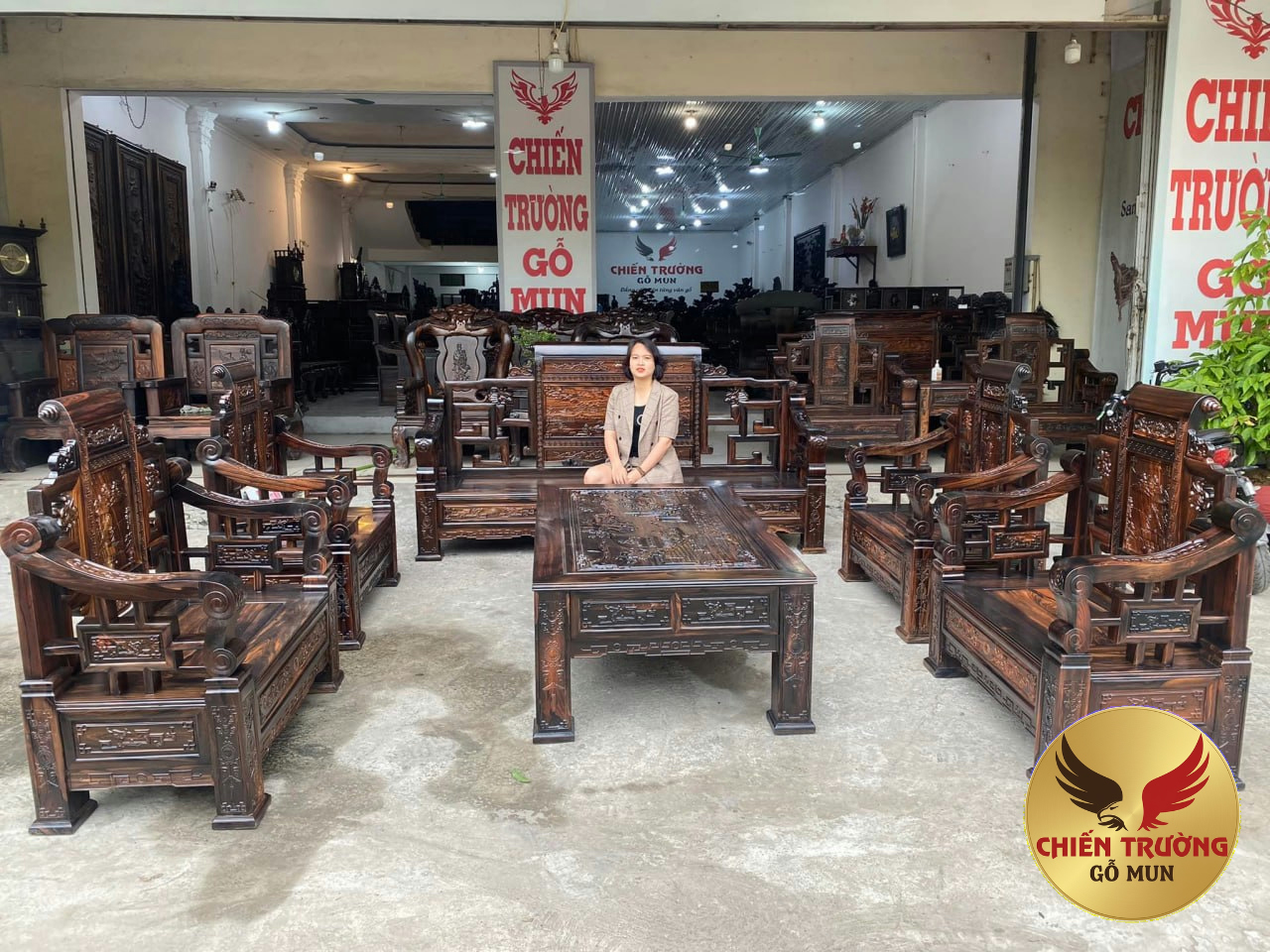 Bộ Bàn Ghế Tứ Trụ Chân 14 Gỗ Mun