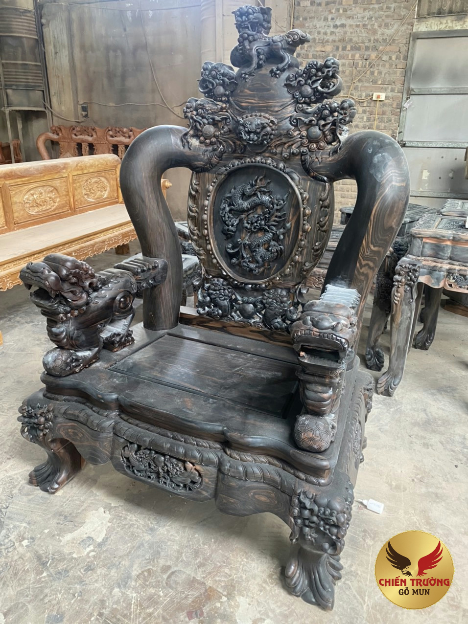 Ghế Băng Chạm Rồng "Quốc Rồng Cột"