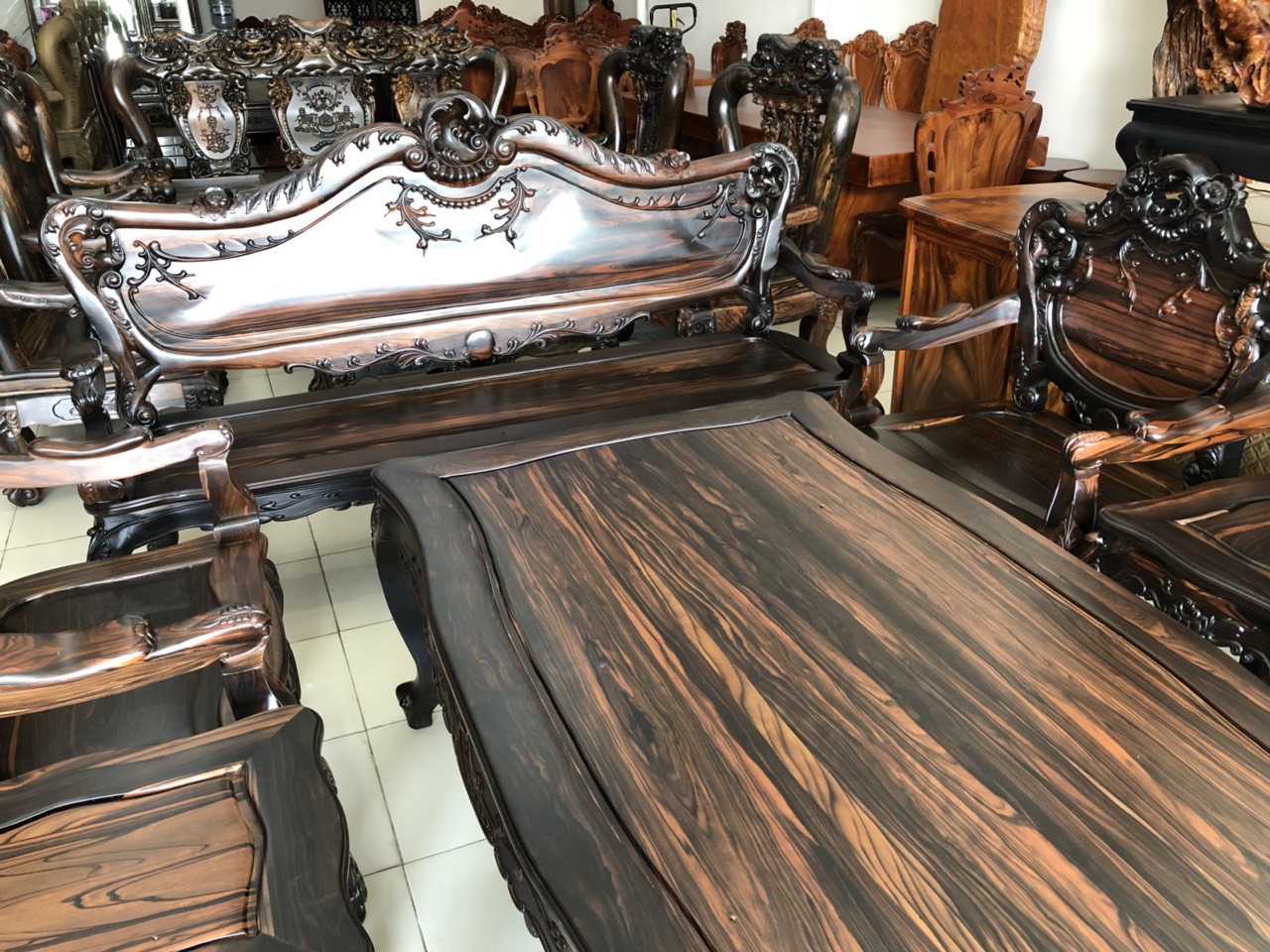 Gỗ Mun Sọc Giá Bao Nhiêu, Đặc Điểm Và Ứng Dụng